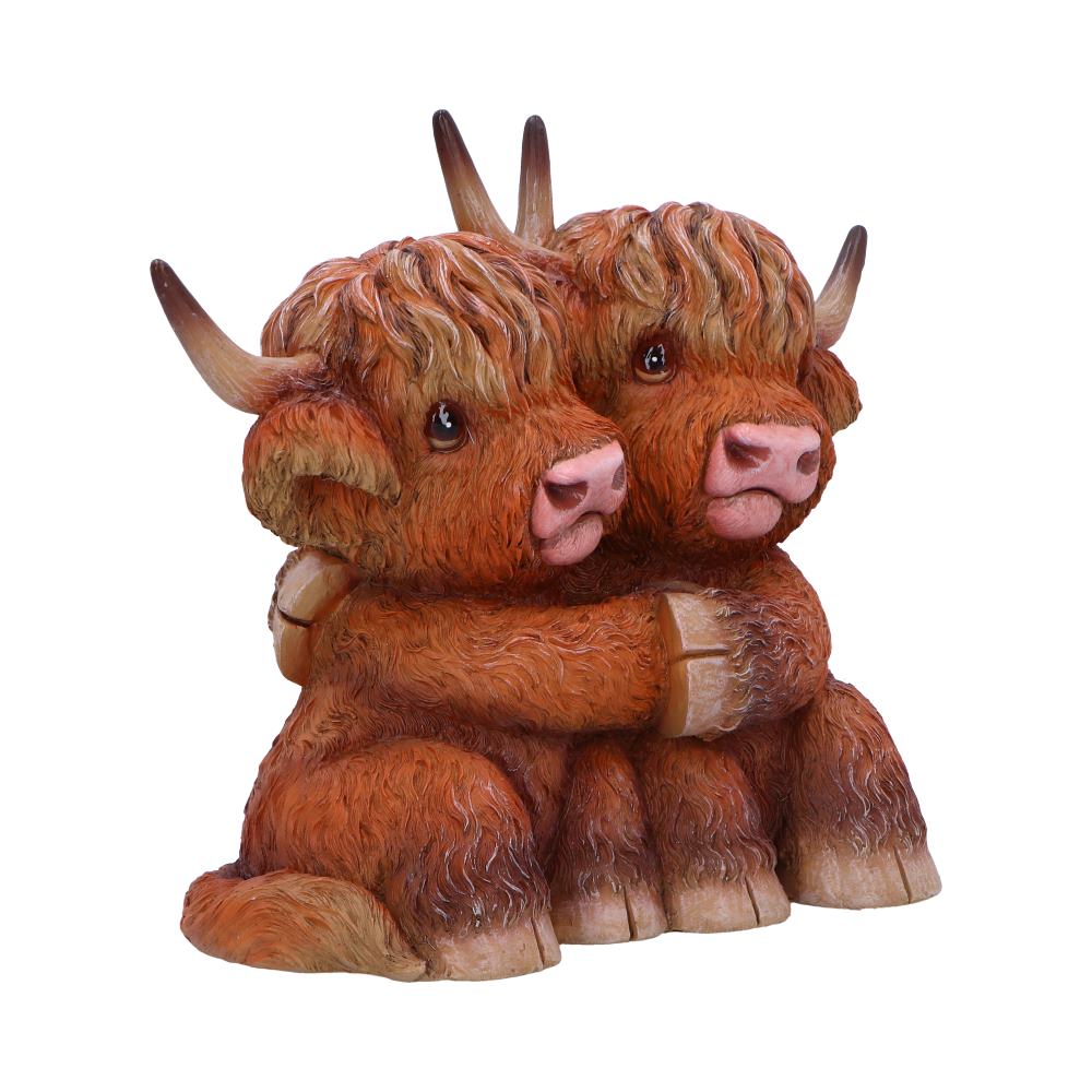 Highland Cow Hug Figurine